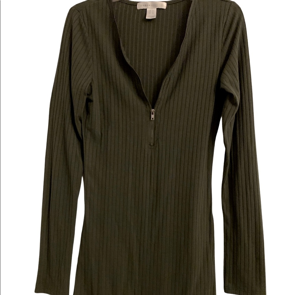 Green urban heritage long sleeve dress